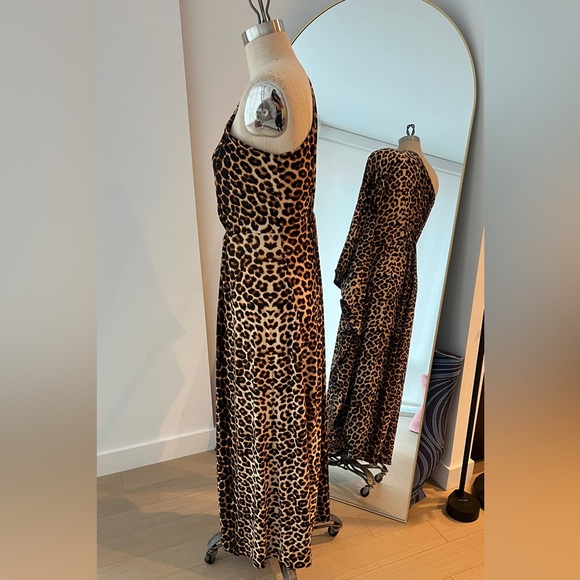 Leopard Print Off-Shoulder Dress - Picture 3 of 5